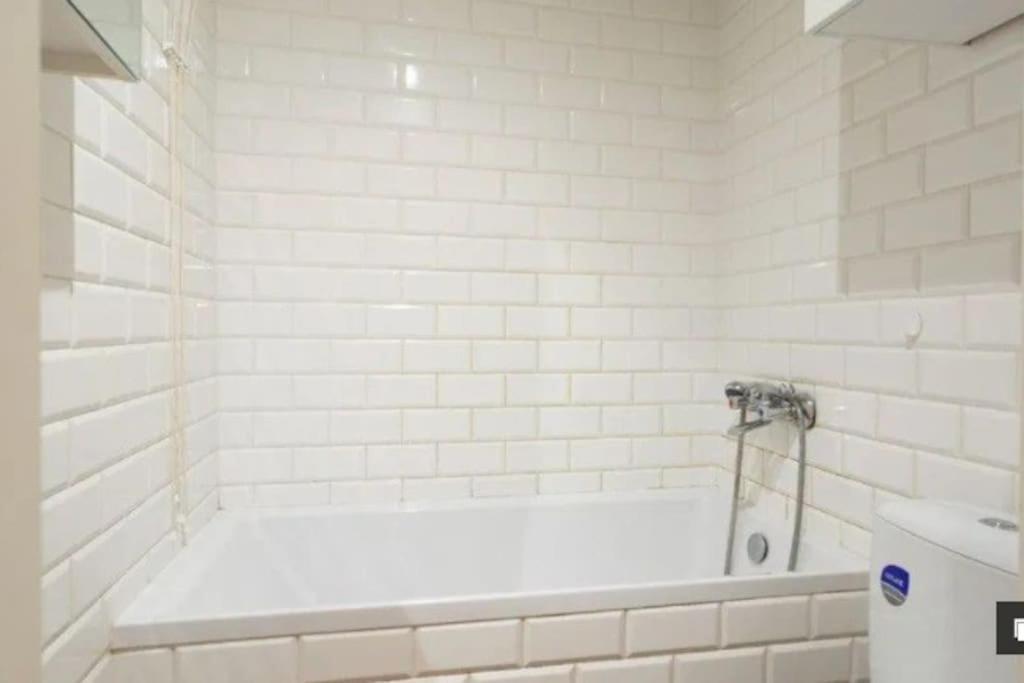 Old Praga Wi-Fi 300Mb Apartment Warsaw Ngoại thất bức ảnh