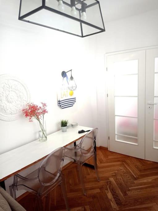 Old Praga Wi-Fi 300Mb Apartment Warsaw Ngoại thất bức ảnh